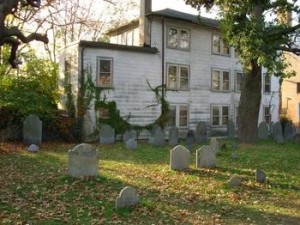 HouseCemetary